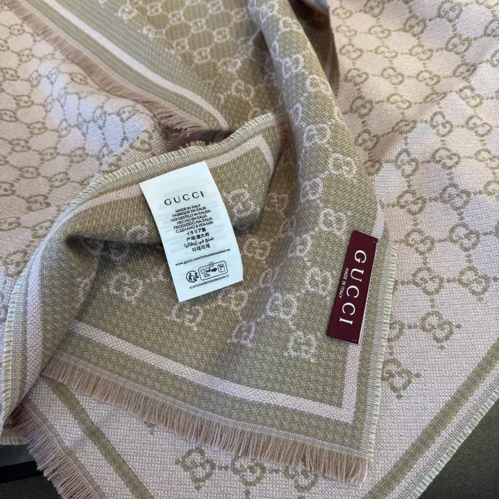 スーパーコピー グッチ マフラー