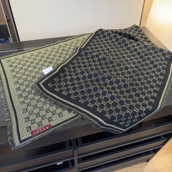 スーパーコピー グッチ マフラー