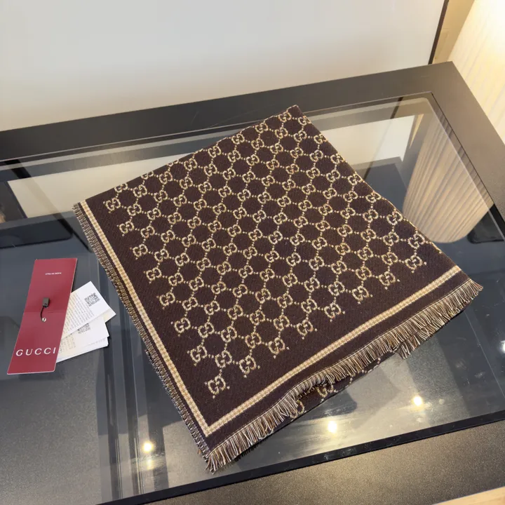 スーパーコピー グッチ マフラー