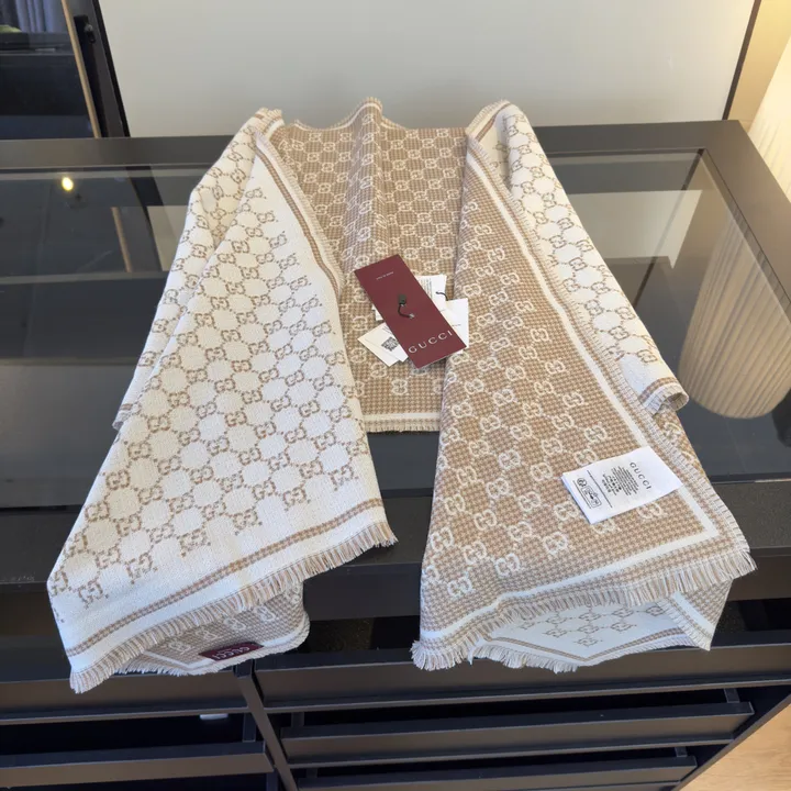 スーパーコピー グッチ マフラー