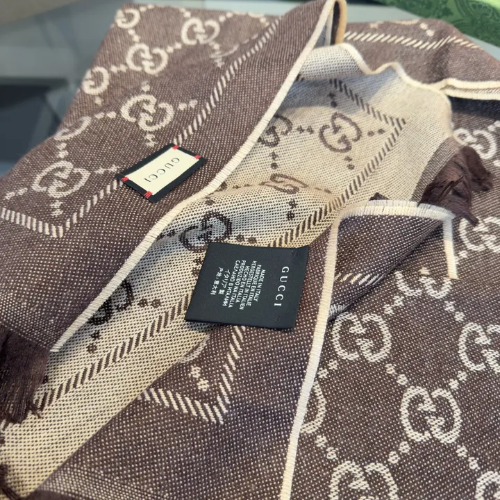 スーパーコピー グッチ マフラー