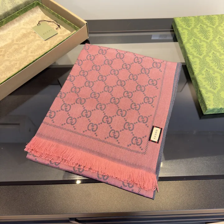 スーパーコピー グッチ マフラー