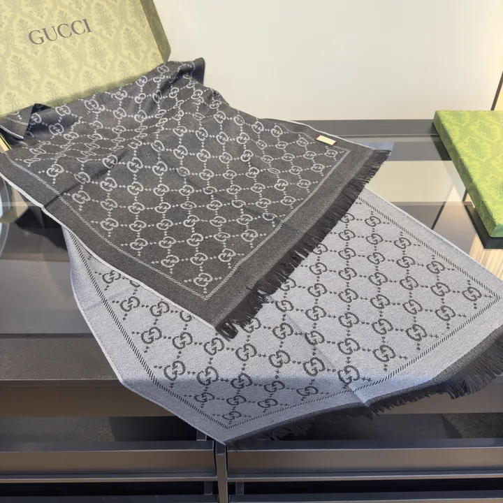 スーパーコピー グッチ マフラー