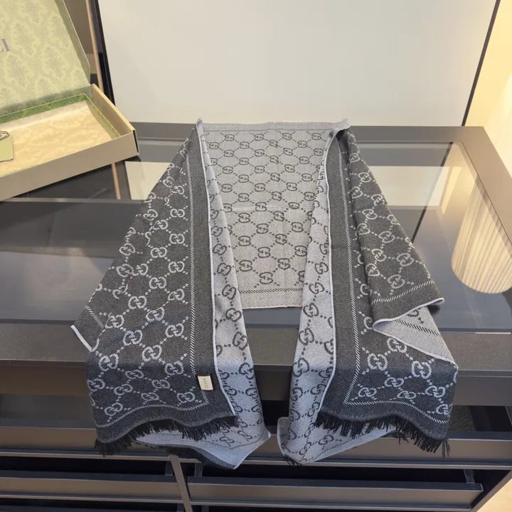 スーパーコピー グッチ マフラー