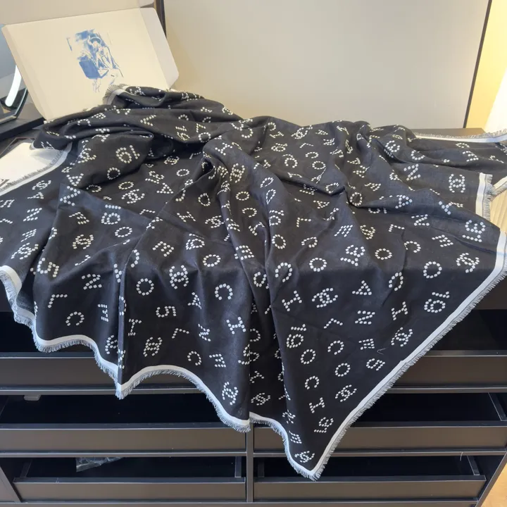 スーパーコピー シャネル マフラー