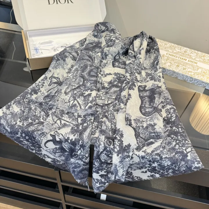 スーパーコピー ディオール マフラー