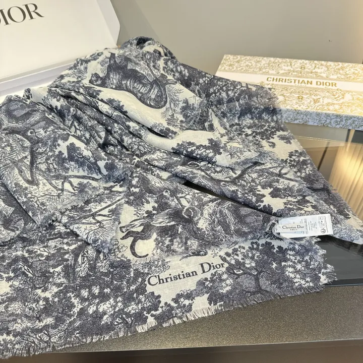 スーパーコピー ディオール マフラー