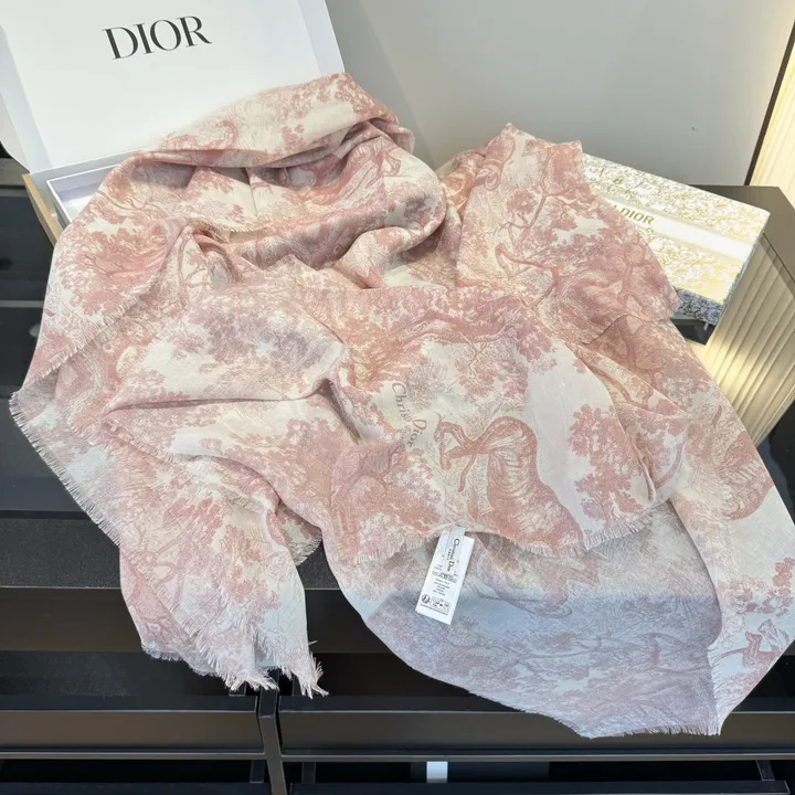 スーパーコピー ディオール マフラー