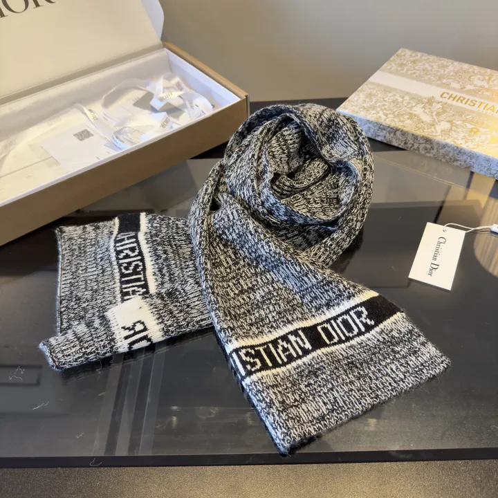 スーパーコピー ディオール マフラー