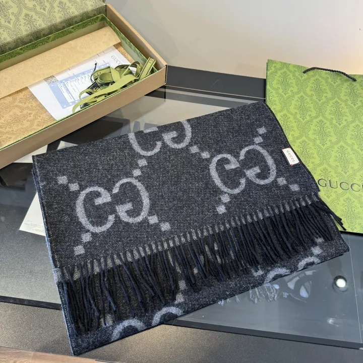 スーパーコピー グッチ マフラー