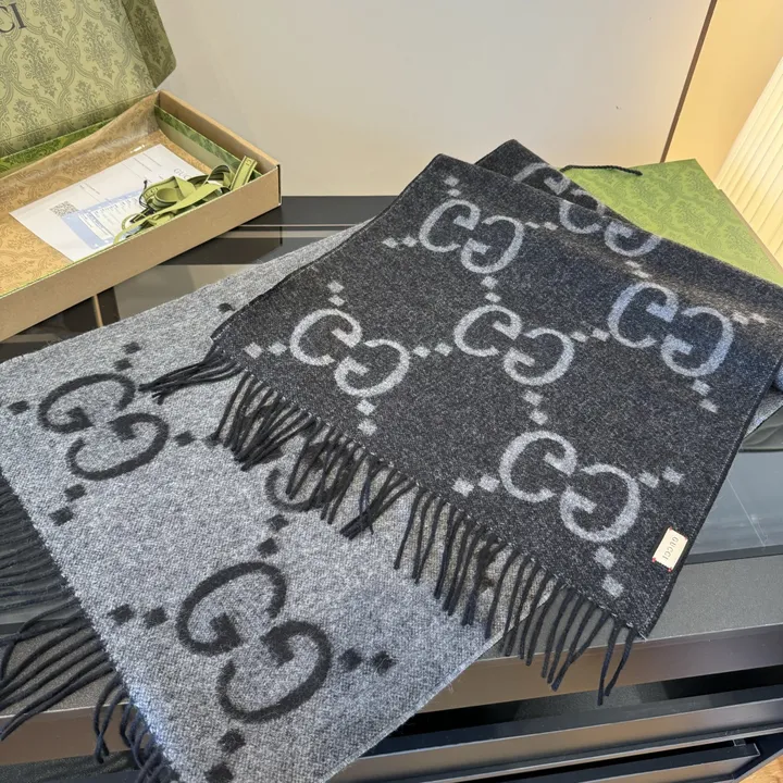 スーパーコピー グッチ マフラー