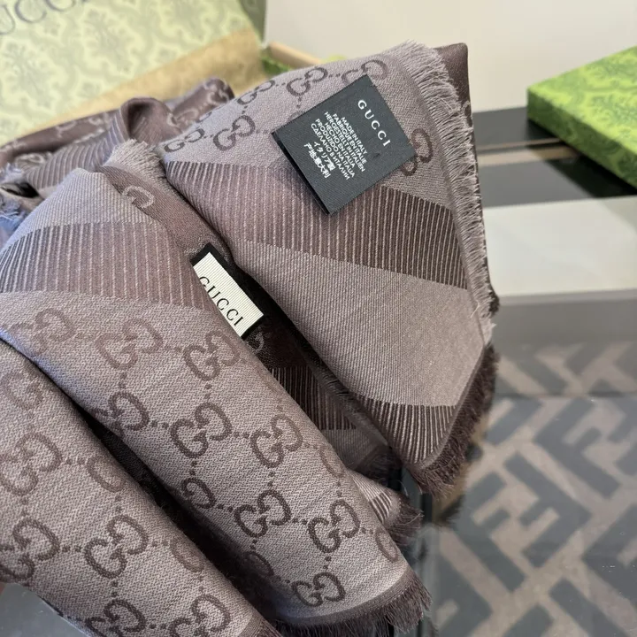 スーパーコピー グッチ マフラー