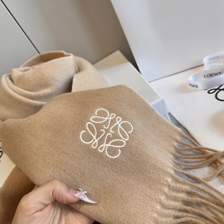 スーパーコピー ロエベ マフラー