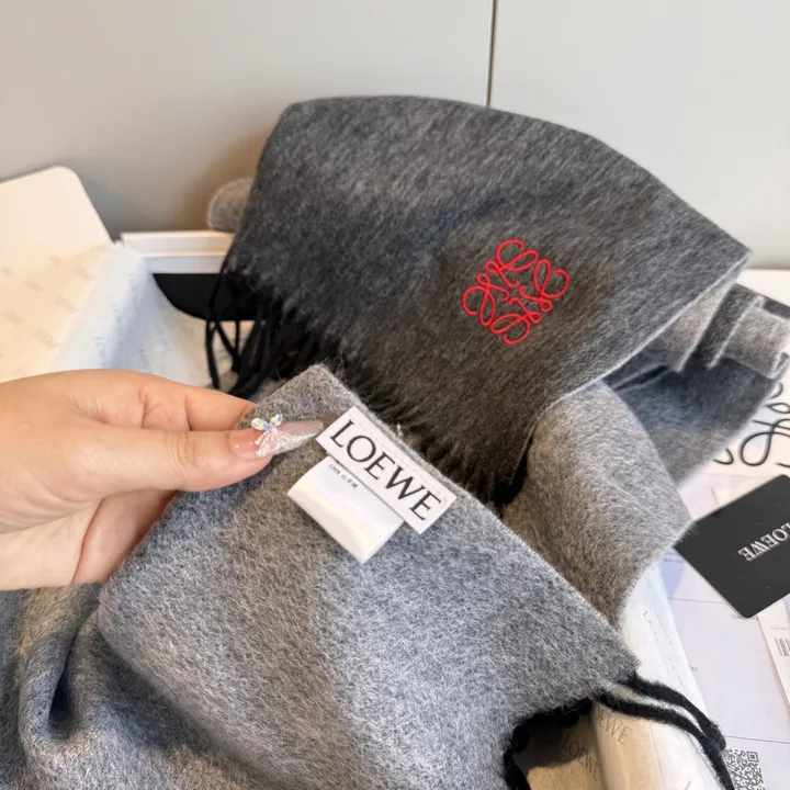 スーパーコピー ロエベ マフラー