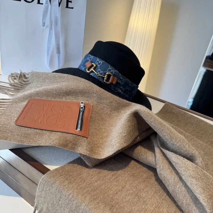 スーパーコピー ロエベ マフラー