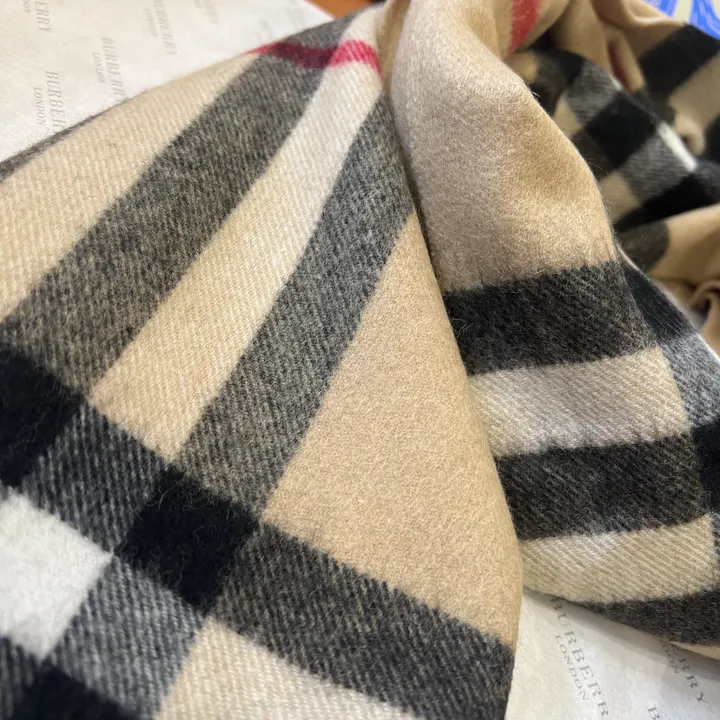 スーパーコピー バーバリー ス マフラー