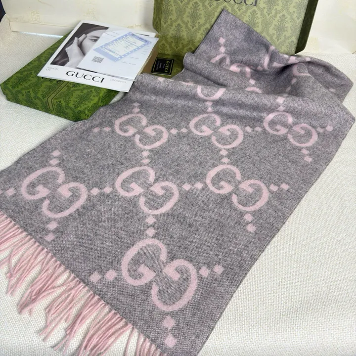 スーパーコピー グッチ マフラー