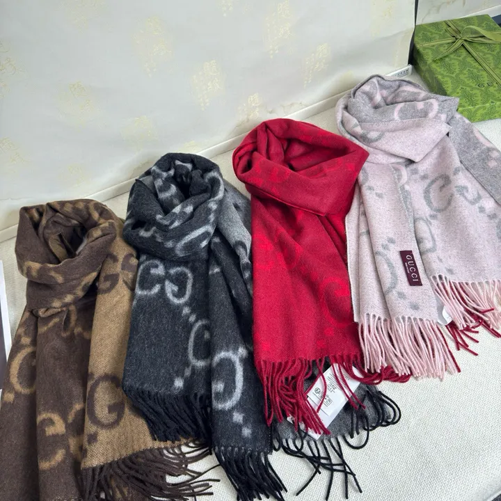 スーパーコピー グッチ マフラー