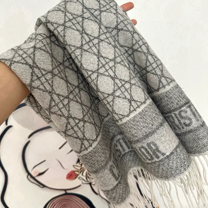 スーパーコピー ディオール マフラー