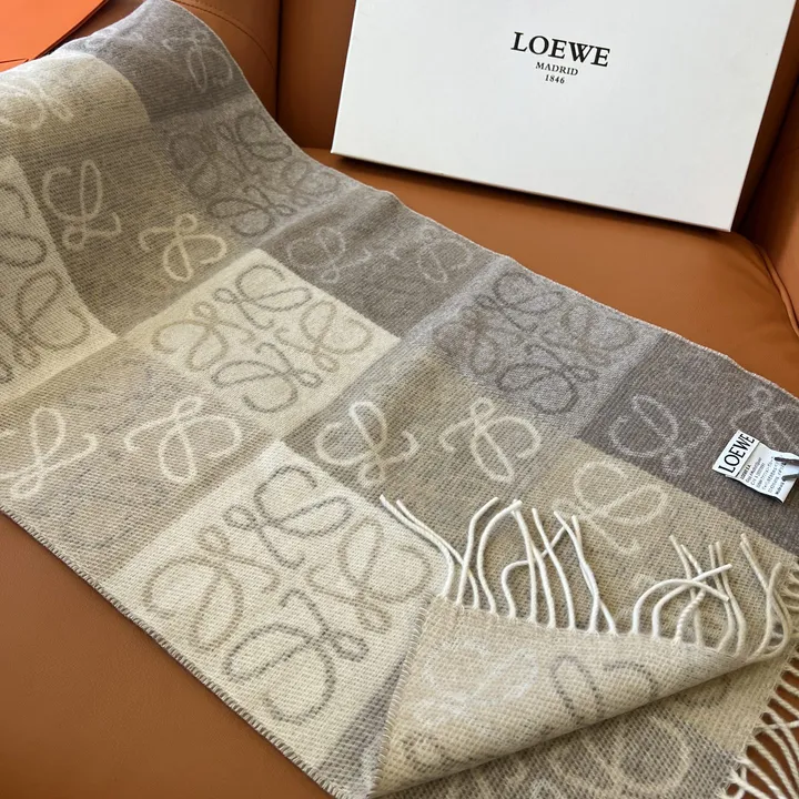 スーパーコピー ロエベ マフラー