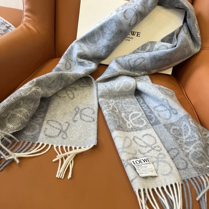 スーパーコピー ロエベ マフラー