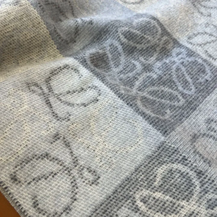 スーパーコピー ロエベ マフラー