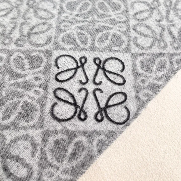 スーパーコピー ロエベ マフラー