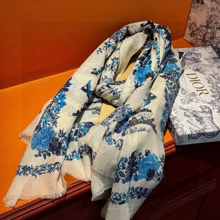 スーパーコピー ディオール マフラー