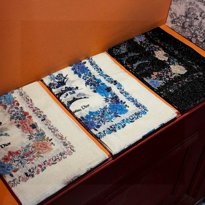 スーパーコピー ディオール マフラー