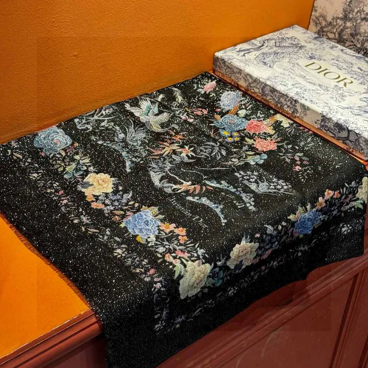 スーパーコピー ディオール マフラー