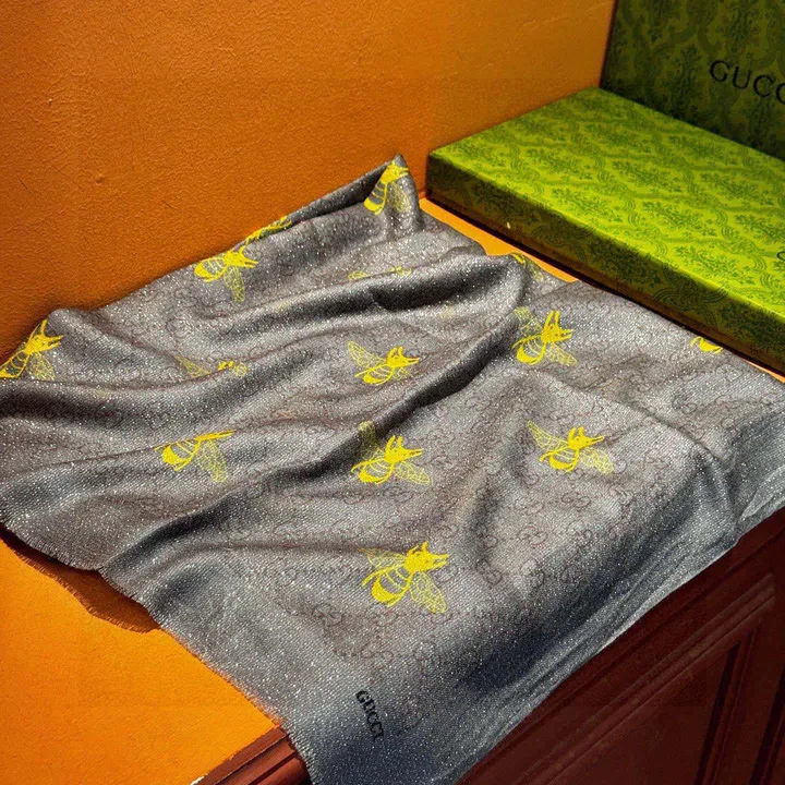 スーパーコピー グッチ マフラー