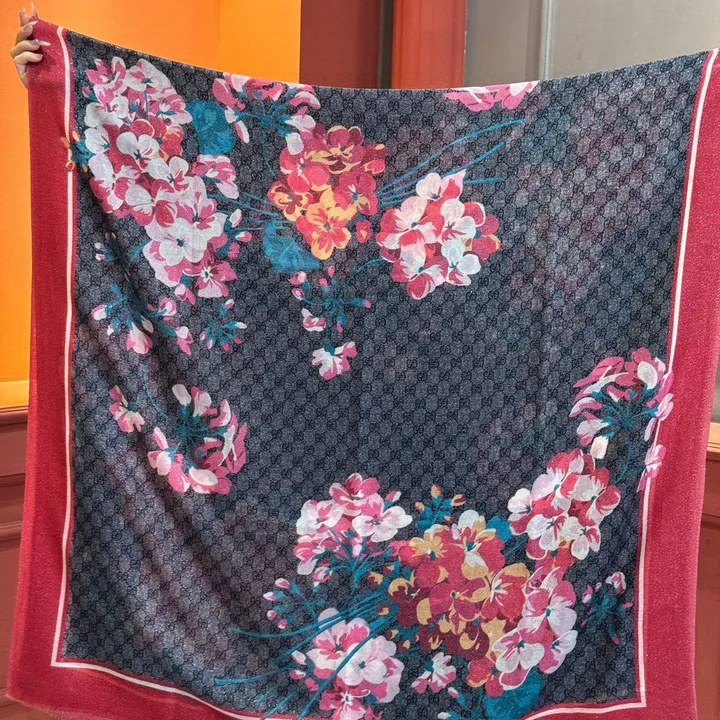 スーパーコピー グッチ マフラー