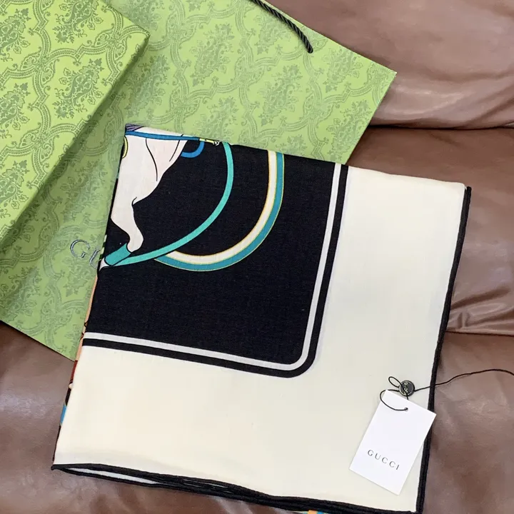 スーパーコピー グッチ マフラー