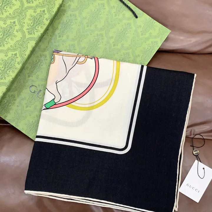 スーパーコピー グッチ マフラー