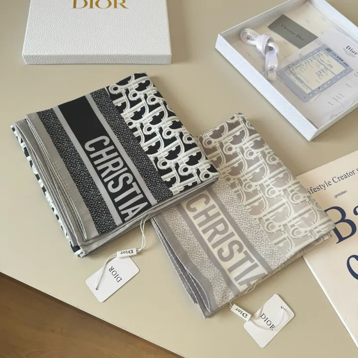 スーパーコピー ディオール マフラー