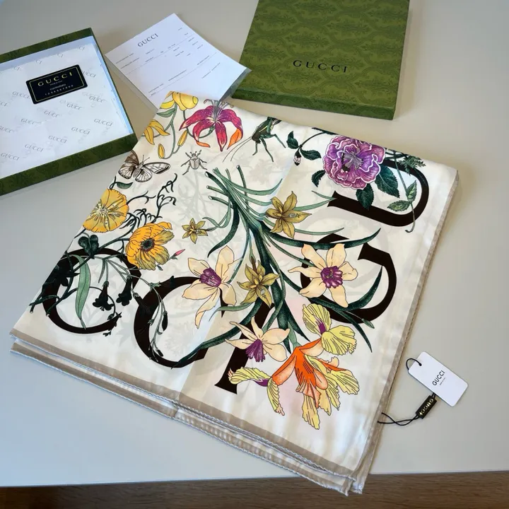 スーパーコピー グッチ マフラー