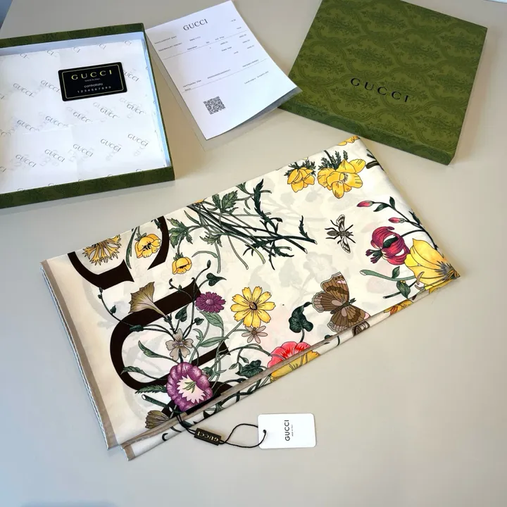 スーパーコピー グッチ マフラー