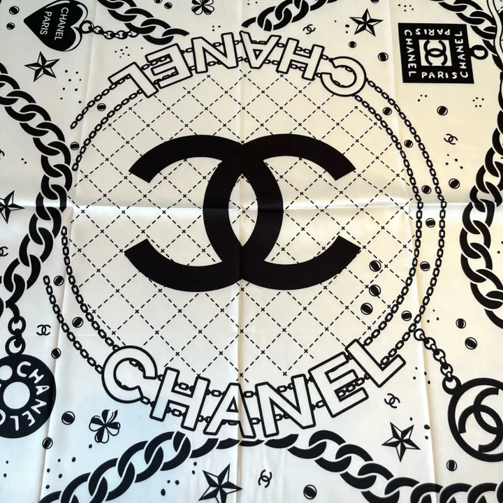 スーパーコピー シャネル マフラー