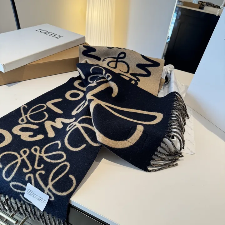 スーパーコピー ロエベ マフラー