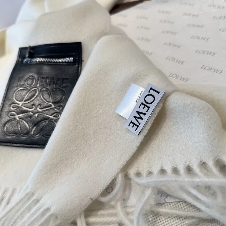 スーパーコピー ロエベ マフラー