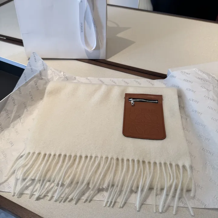 スーパーコピー ロエベ マフラー