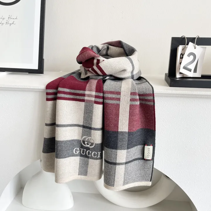 スーパーコピー グッチ マフラー