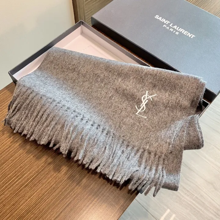 スーパーコピー バレンシアガ マフラー