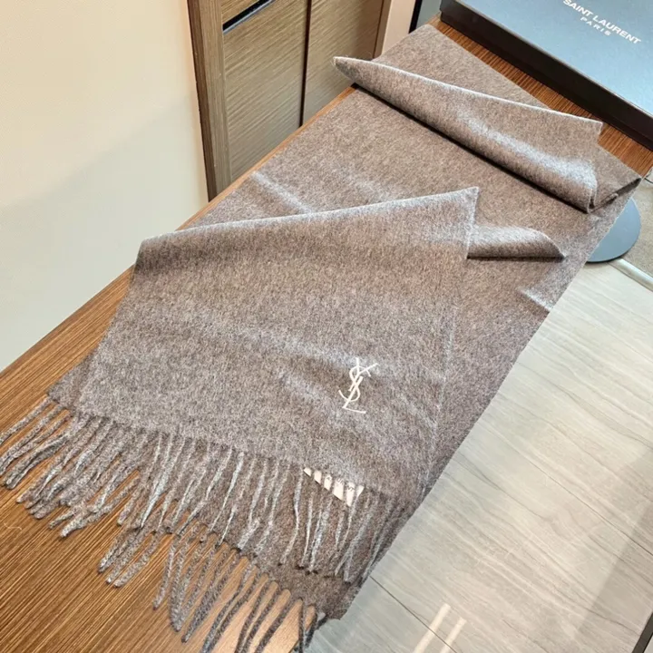 スーパーコピー バレンシアガ マフラー