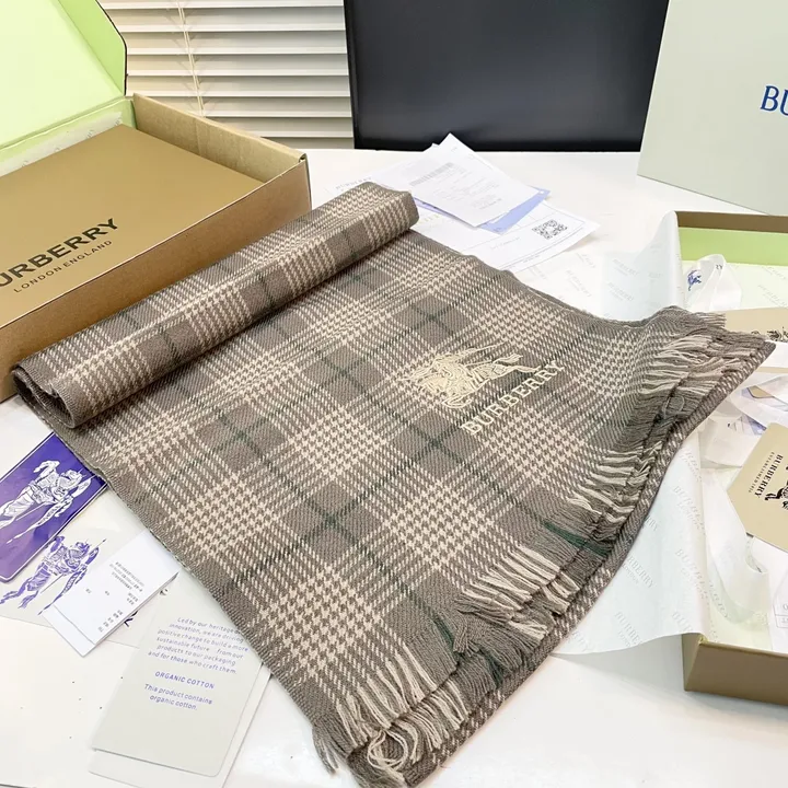 スーパーコピー バーバリー ス マフラー