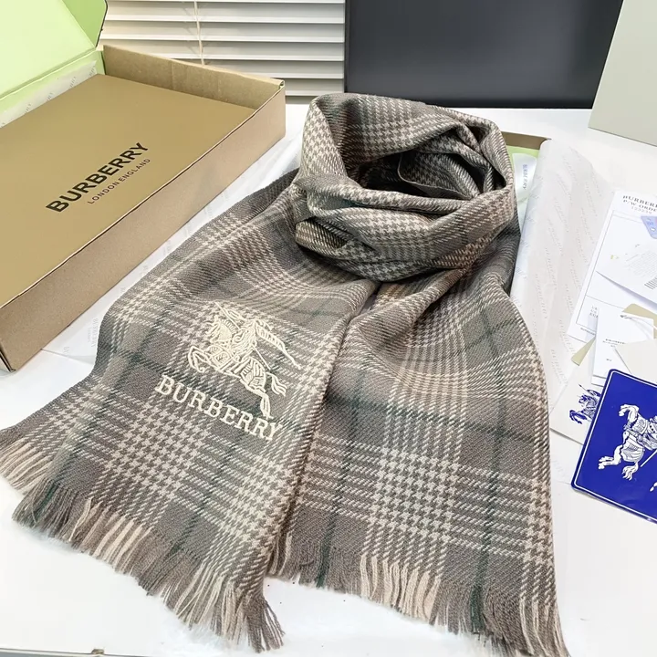 スーパーコピー バーバリー ス マフラー