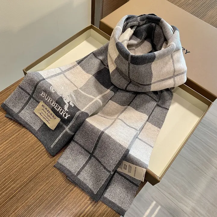 スーパーコピー ディオール マフラー