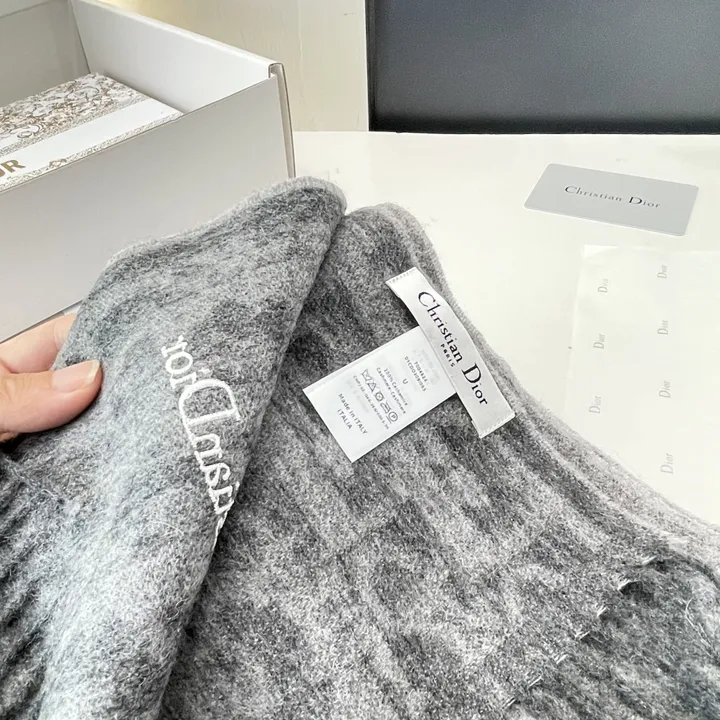 スーパーコピー ディオール マフラー