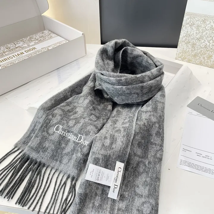 スーパーコピー ディオール マフラー