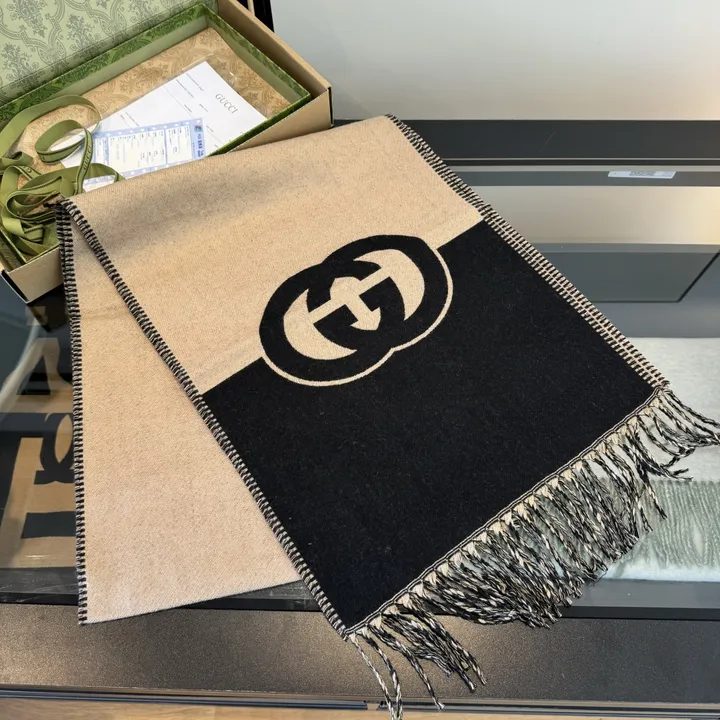 スーパーコピー グッチ マフラー